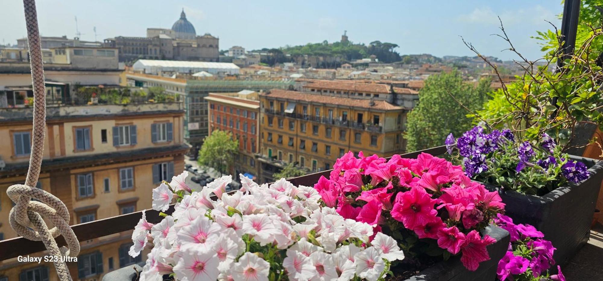 Vatican Roma Caput Mundi Exterior foto